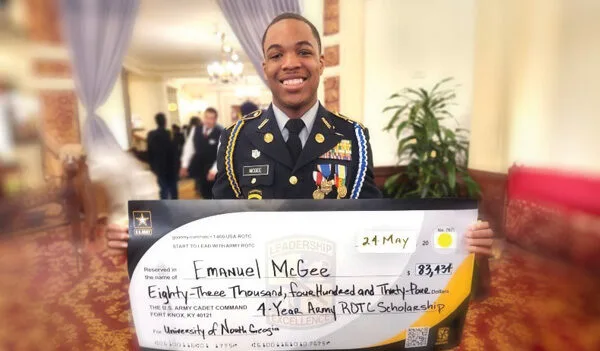 JROTC_Scholarship-Award